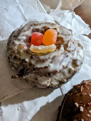  at Doe Donuts in Portland