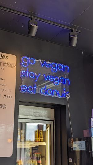  at Doe Donuts in Portland
