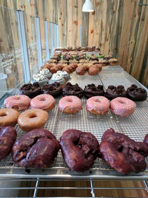 Daily Selection (10/9/17) at Doe Donuts in Portland