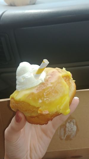 Dole whip at Doe Donuts in Portland
