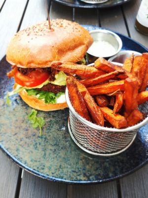 Chili Burger  at Attila Hildmann Organic Snackbar I in Berlin