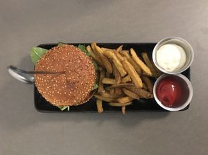 buger menu with fries, mayo and ketchup at Attila Hildmann Organic Snackbar I in Berlin