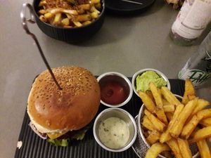 Cheese burger   at Attila Hildmann Organic Snackbar I in Berlin