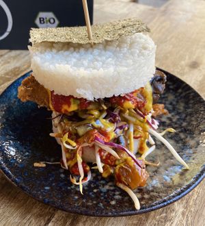 Daisho burger  at Attila Hildmann Organic Snackbar I in Berlin