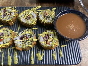 Crunchy sushi  at Attila Hildmann Organic Snackbar I in Berlin