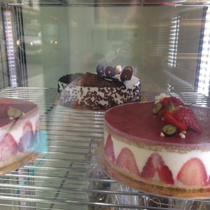 torte at Laelo in Paris