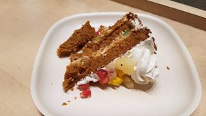 Bombay cake at Laelo in Paris