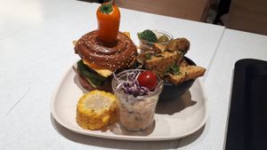 Mexicano burger at Laelo in Paris