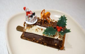 Yule log cake (Bûche de Noel) at Laelo in Paris