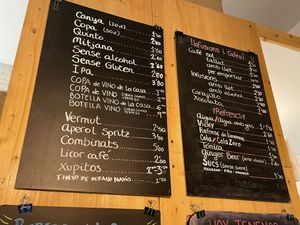 Drinks  at La Raposa del Poble Sec in Barcelona