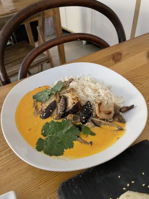 Curry  at La Raposa del Poble Sec in Barcelona