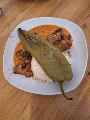 Escalopes de soja con salsa mafe y pimiento. at La Raposa del Poble Sec in Barcelona