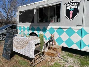 Hanging out at the plaza, the chillest place in Moab ;) at Moab Kitchen in Moab