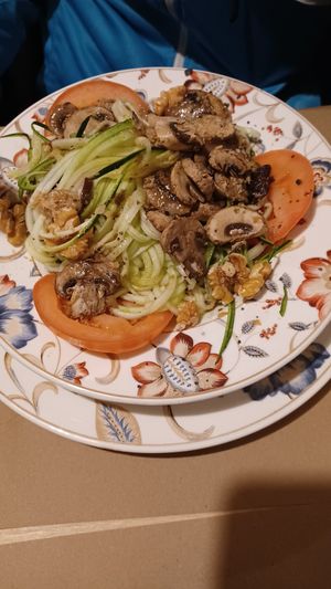 Espaguetis de calabcín al pesto at Setembre in Molins De Rei