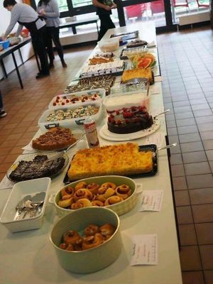 ein Teil des süßen Buffets at Vegan Brunch Saarlouis Potluck in Saarlouis