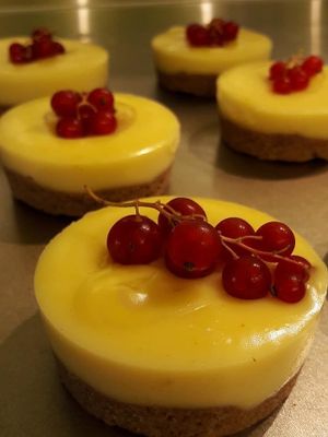 Mini Lemon tarts at Le Triple V in Caen