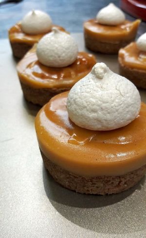 Tartelettes-lemon-spices at Le Triple V in Caen