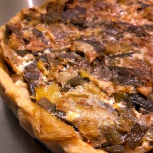 Tart leeks-coconut cream  at Le Triple V in Caen