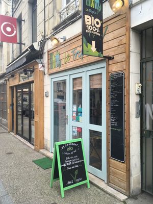 Devanture  at Le Triple V in Caen