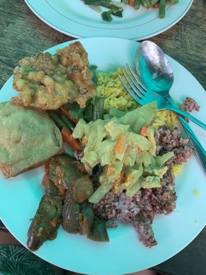 Buffet at 9 Angels Warung in Ubud