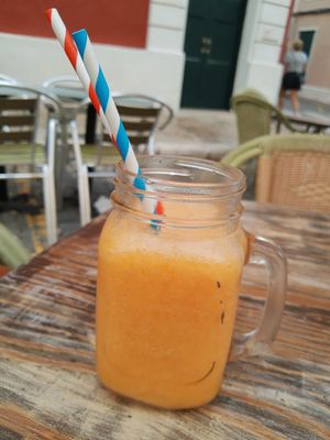 Smoothie at Petite Sophie in Mahon