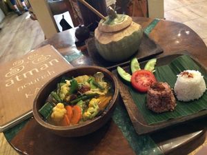 Mon repas pour moins at Atman Nourish Kafe in Ubud