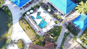 Wonderland Healing Center aerial view at Wonderland Healing Center Vegan Buffet in Koh Phangan