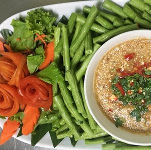 Crudites at Wonderland Healing Center Vegan Buffet in Koh Phangan