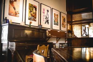 Haunt's walls become an art gallery, exhibiting local artist's work- rotated monthly
We also have an array of live music, sometimes accompanying your dining experience at Haunt in North London