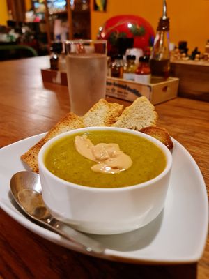 Green healthy soup was delicious with the toasted bread! 😋 at Barefood Bangkok in Bangkok