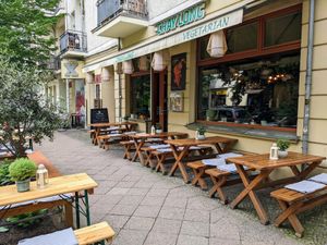 Outdoor dining at Chay Long in Berlin