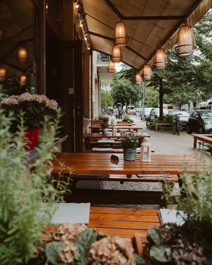  at Chay Long in Berlin