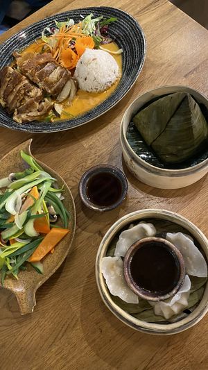 The starter in the leaf was amazing 👌  at Chay Long in Berlin