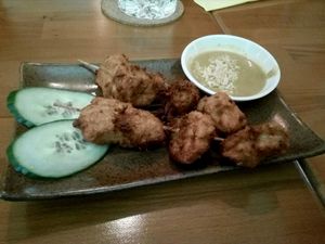 Samay with peanut sauce (starter) at Chay Long in Berlin