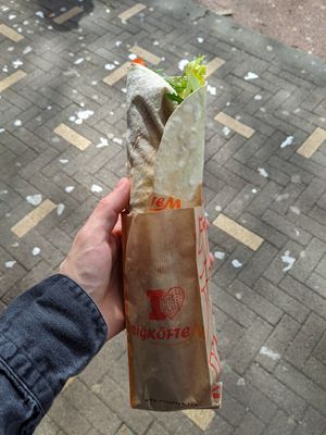 Çigköfte bigwrap at Cigköftem in Den Bosch