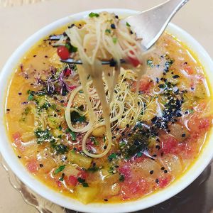 Sopa thai at Mapa Verde in San Sebastian