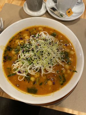 Thai soup with chickpeas   at Mapa Verde in San Sebastian