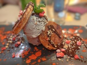 Milfollas at Mapa Verde in San Sebastian