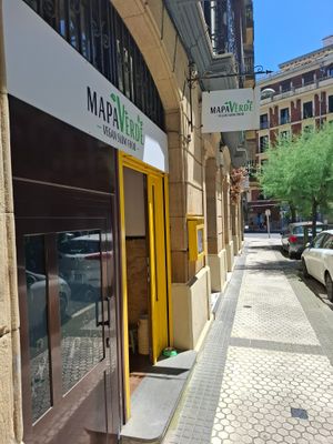 Outside, best reserve in advance since we had no place anymore on simple arrival. at Mapa Verde in San Sebastian