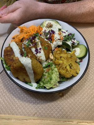 Bowl falafel  at Mapa Verde in San Sebastian