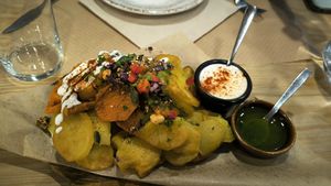 Patatas y boniato al alioli at Mapa Verde in San Sebastian