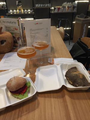 Beer, Burger and Wrap at VgOloso in Venice