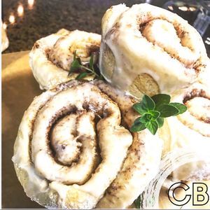 vegan cinnamon rolls at FarmHand Kchn in St Augustine