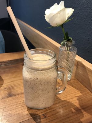 Monkey power smoothie  at Rosenberg in Potsdam