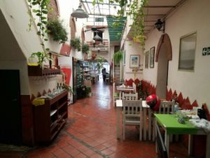 inside at La Esquina de las Flores in Buenos Aires