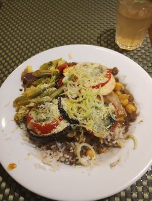 Daily selections of all options , chickpeas !! at Natureza in Porto Alegre