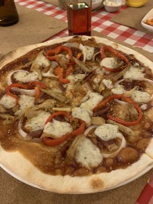 Pizza bbq   at Rad Rabbit in Chiang Mai