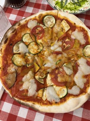 Thin and crispy pizza  #Veganuary at Rad Rabbit in Chiang Mai