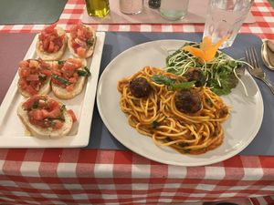 Spaghetti n Veatballs with Bruschetta  #Veganuary at Rad Rabbit in Chiang Mai