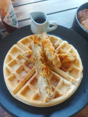Chikn n waffles at Rad Rabbit in Chiang Mai